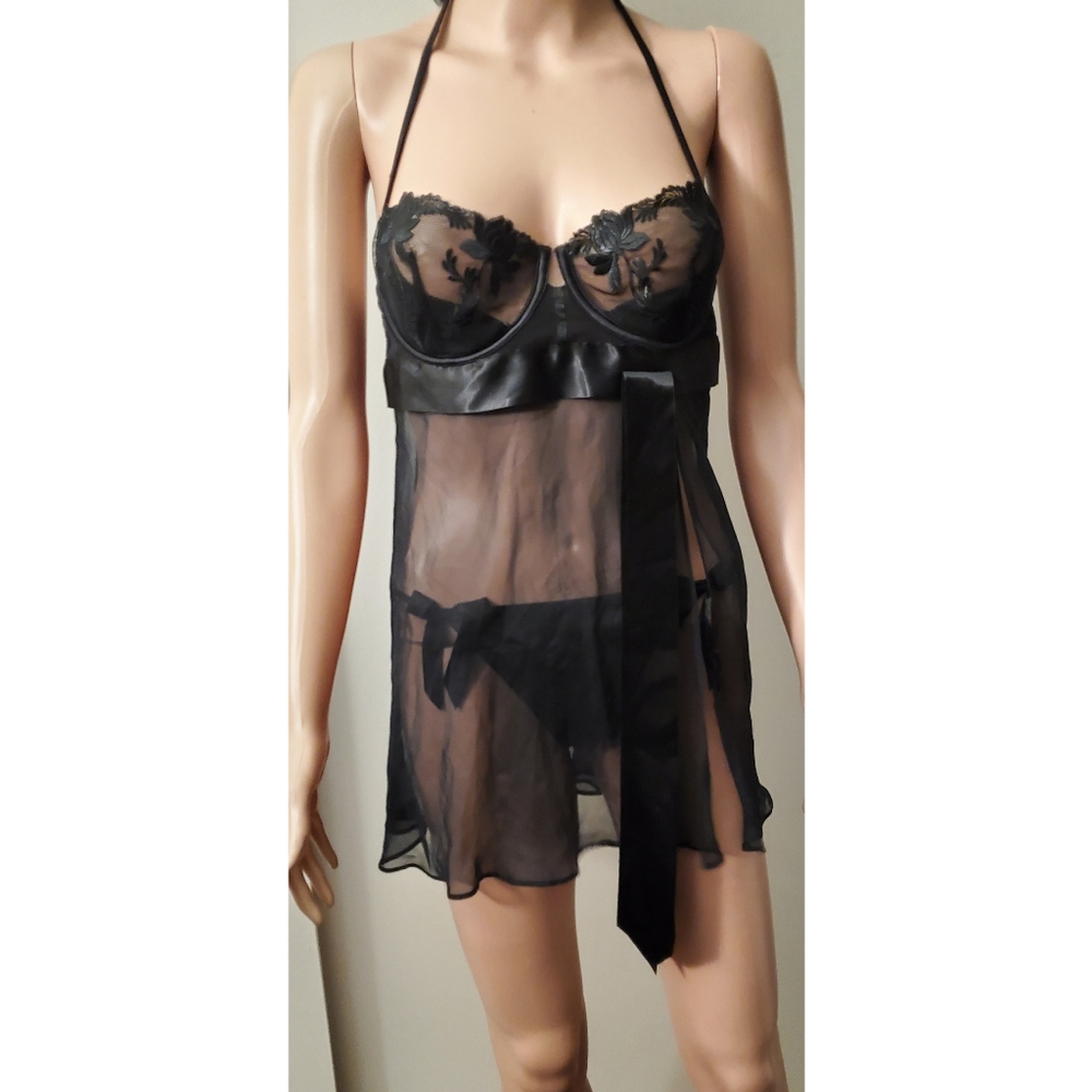 Victorias Secret Very Sexy Black Halter Babydoll